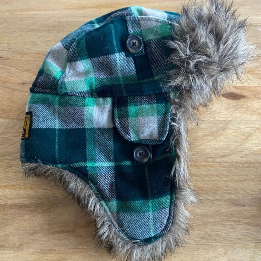 American Eagle Trapper Hat with ear flaps, green plaid. Never worn.